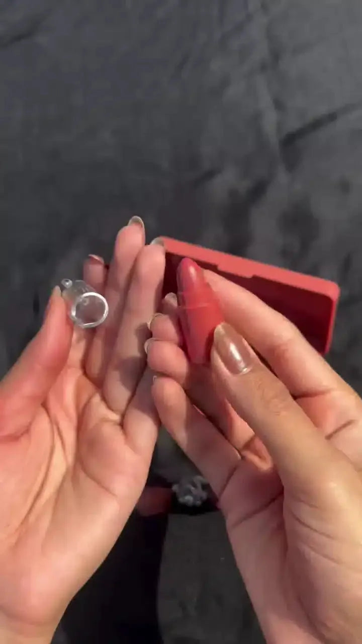 Mini Capsule Lipstick Set – 6-Piece Matte Lip Crayon Collection in Travel-Friendly Case