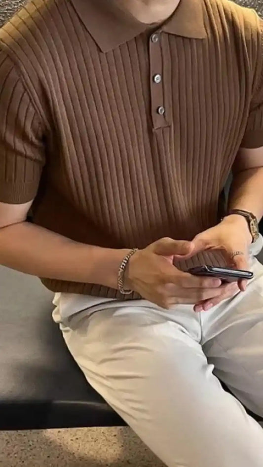 Men’s Ribbed Brown Knit T-Shirt with White Trousers