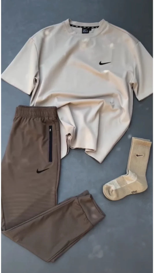 Men’s gym wear, workout style, fitness vibes