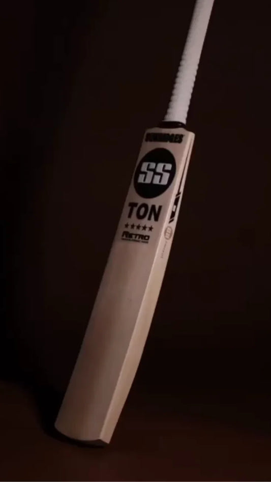 Cricket bat, sports, men’s fashion