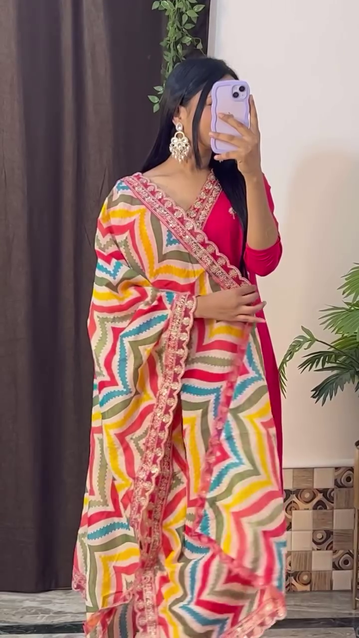Women's Latest Designer Silk Blend Printed Duppata Kurta Pant Set with Dupatta set Kurta Set