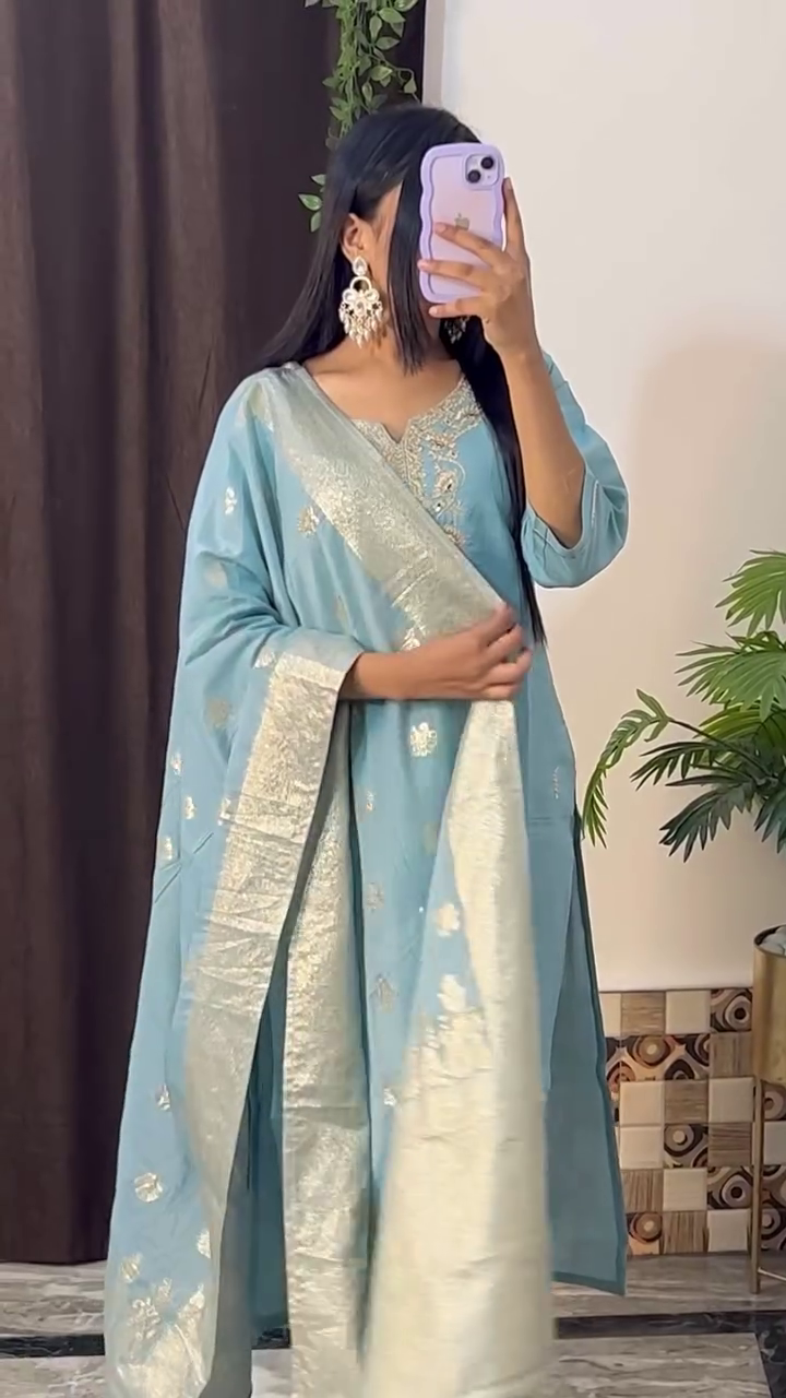 Women's Latest Designer Silk Blend Printed Duppata Kurta Pant Set with Dupatta set Kurta Set - Image 2