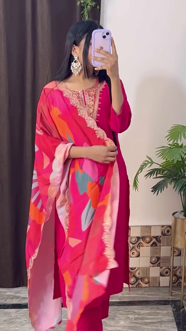 Women's Latest Designer Silk Blend Printed Duppata Kurta Pant Set with Dupatta set Kurta Set - Image 6
