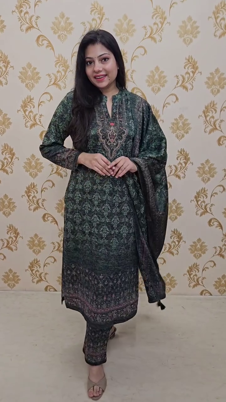 Women Cotton Kurta Pant Dupatta Set - Image 3