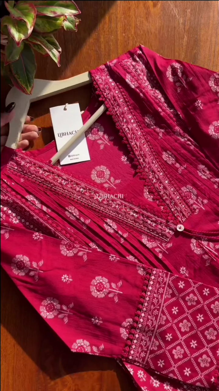 A-Line Rani Pink Cotton Set with Divider Bottom & Crochet Lace Detailing