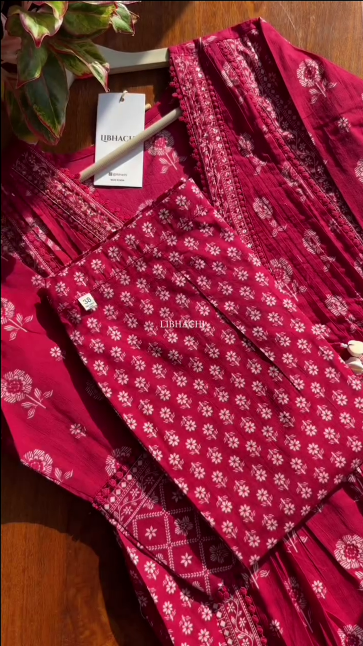 A-Line Rani Pink Cotton Set with Divider Bottom & Crochet Lace Detailing - Image 3