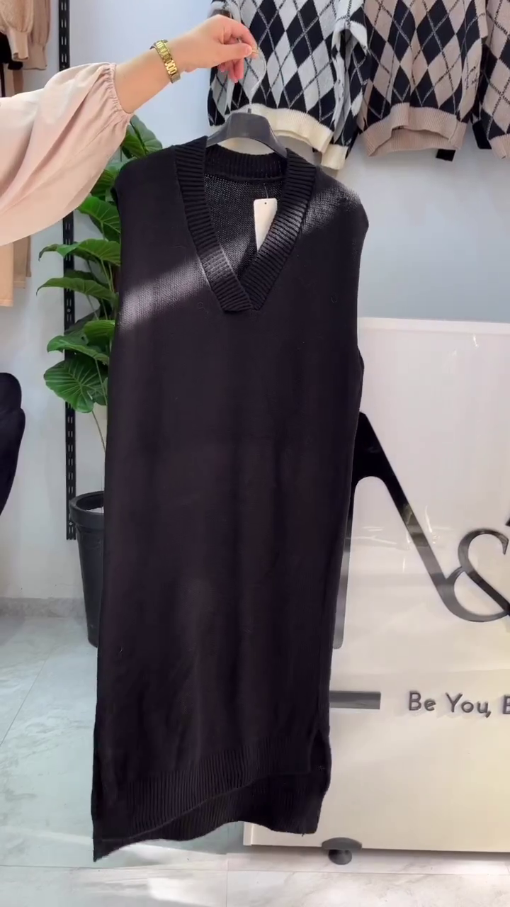 Beige V-Neck Knit Vest with White Shirt - Image 6